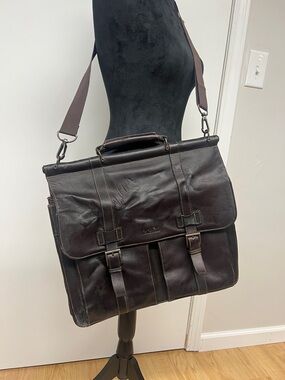 Kenneth Cole Dark Brown Leather Messenger Bag with Adjustable Strap